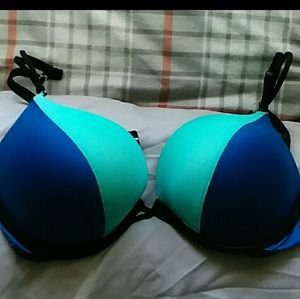 VS Bombshell 36c